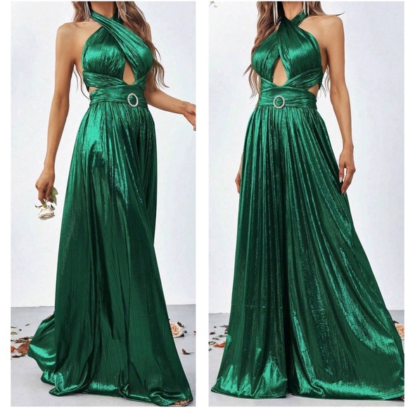 Luxe Metallic Cut out Halter Jumper Jumpsuit - Picture 4 of 7